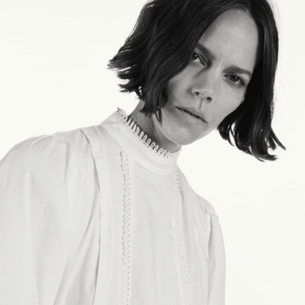 Zara scalloped propping shirt
